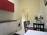 Temporary House - Milan City Center 0*,